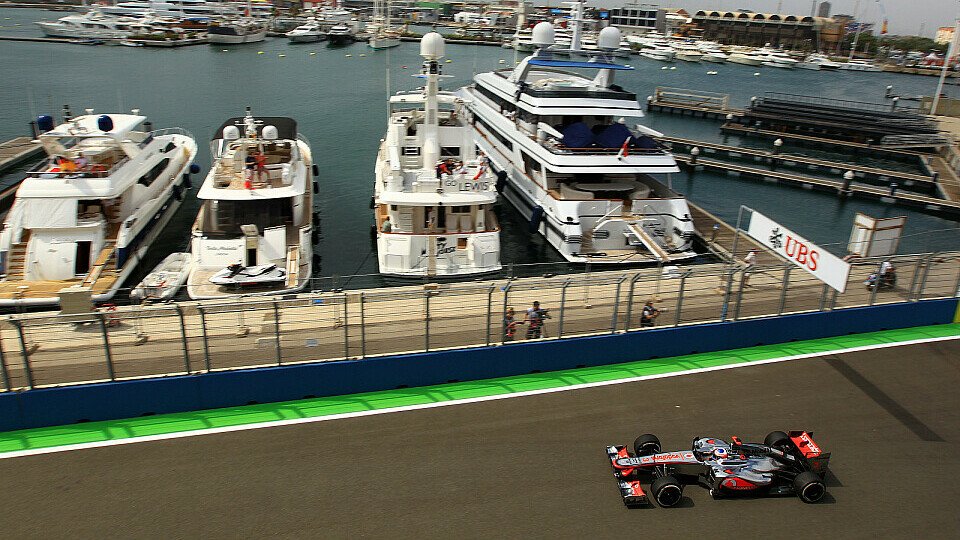 Jenson Button machte im ersten Training in Valencia einen guten Eindruck, Foto: Sutton