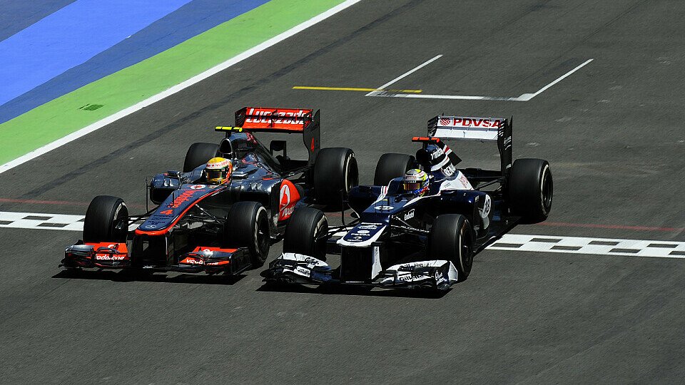 Das Duell mit Hamilton kostete Maldonado am Ende alle Punkte, Foto: Sutton
