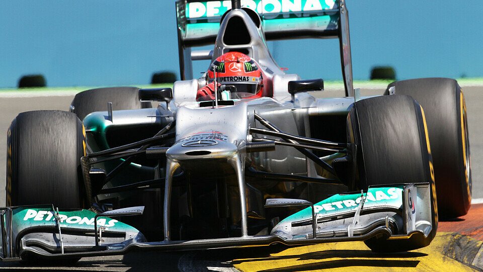 Michael Schumacher darf den dritten Platz von Valencia behalten, Foto: Sutton