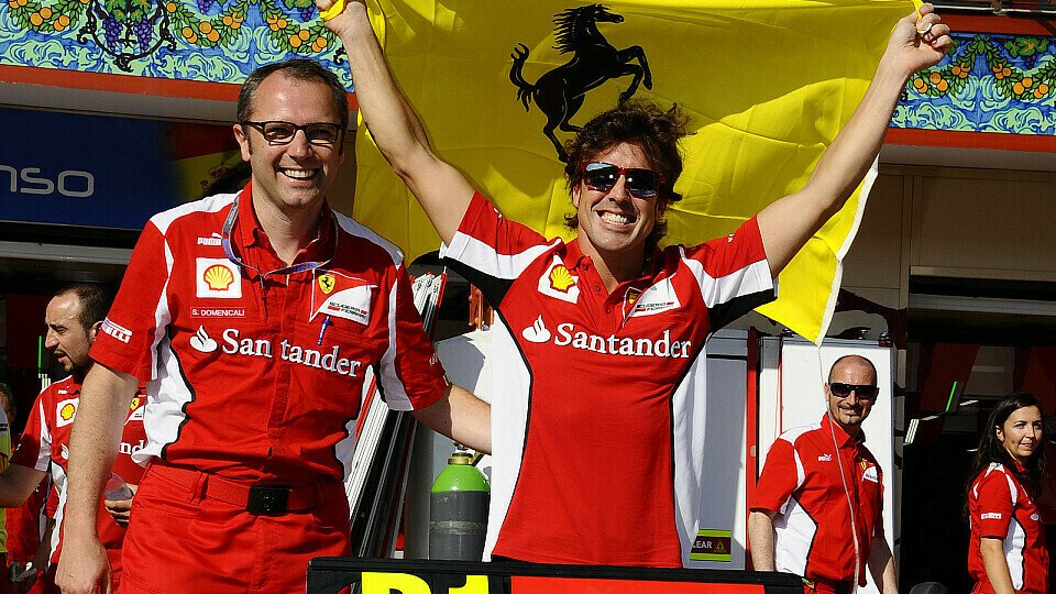 Hat sich Fernando Alonso mit der langfristigen Verlängerung einen Gefallen getan?, Foto: Sutton