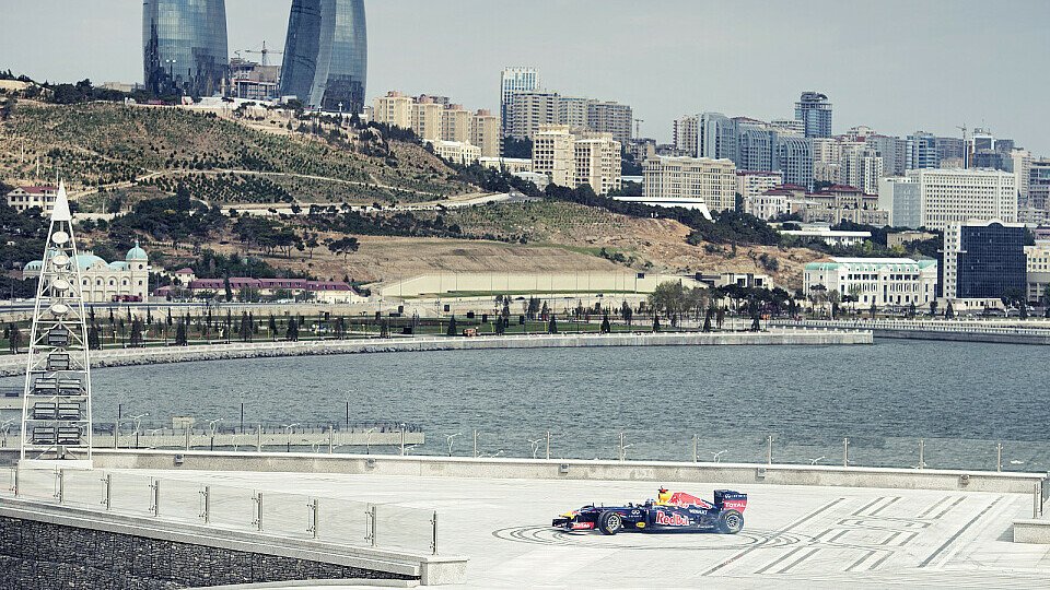 Trotz imposanter Architektur freuen sich nur wenige Leser auf Baku, Foto: Red Bull