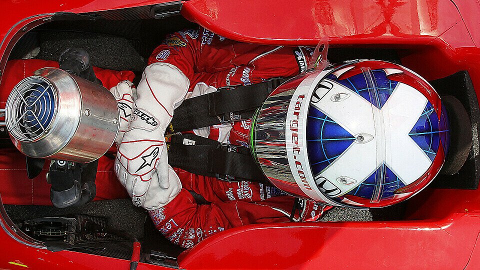 Blieb cool: Quali-Sieger Dario Franchitti, Foto: IndyCar/LAT USA