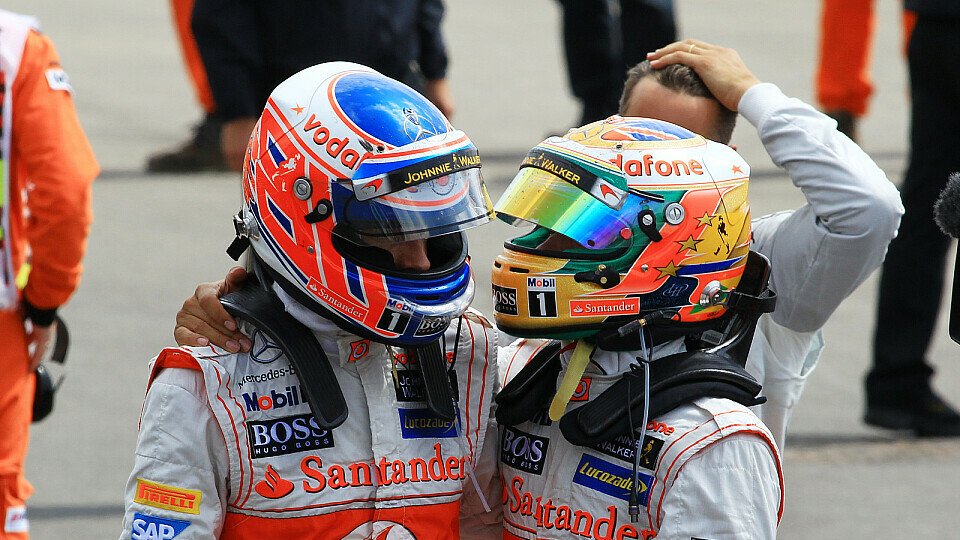 Haben derzeit viel zu bereden: Jenson Button & Lewis Hamilton sind mit ihrem Auto unglücklich, Foto: Sutton