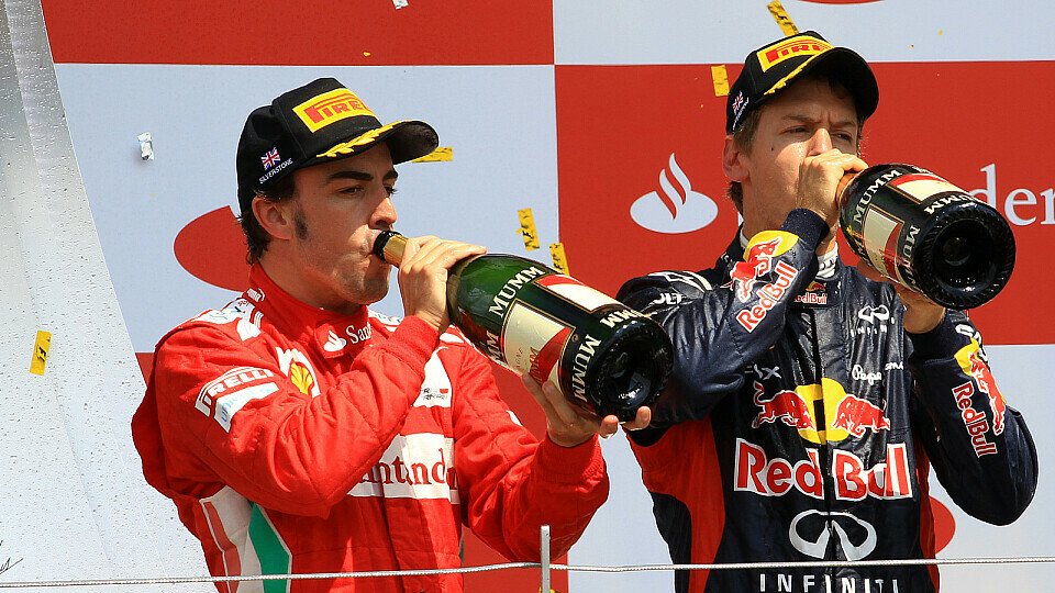 Alonso oder Vettel: Wer hat am Ende die Nase vorn?, Foto: Sutton