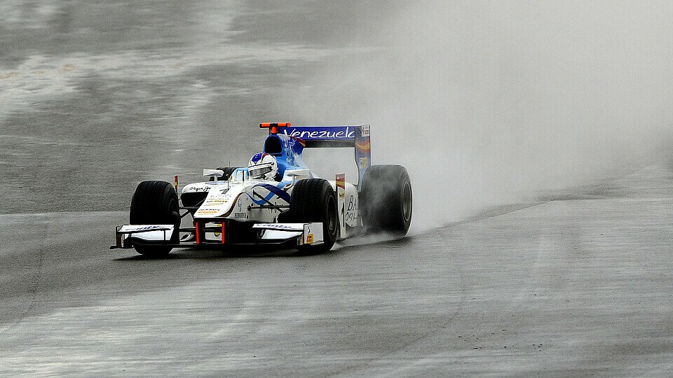 Auf dem Hockenheimring ging es feucht zur Sache, Foto: Sutton