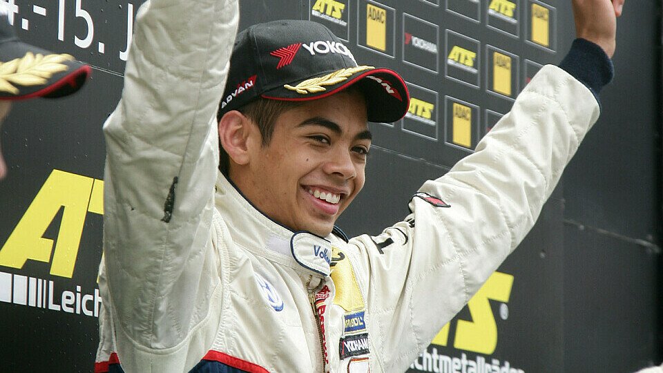 Andre Rudersdorf: auf dem Podium in Spa-Francorchamps, Foto: Formel 3 Cup Andre Rudersdorf: auf dem Podium in Spa-Francorchamps, Foto: Formel 3 Cup