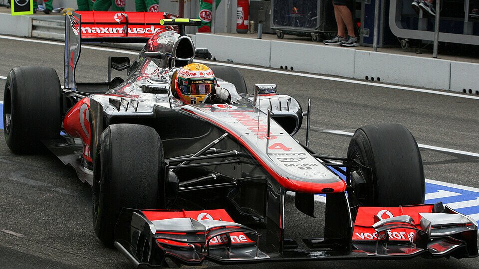 Das Wetter machte es Lewis Hamilton nicht leicht, Foto: Sutton