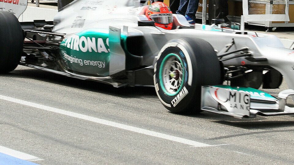 Michael Schumacher startet bei seinem Heimrennen von Platz drei, Foto: Sutton