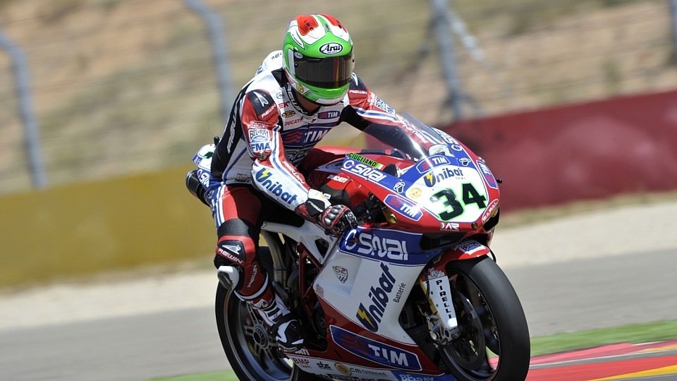 Für Davide Giugliano läuft es in Moskau bisher gut, Foto: WorldSBK