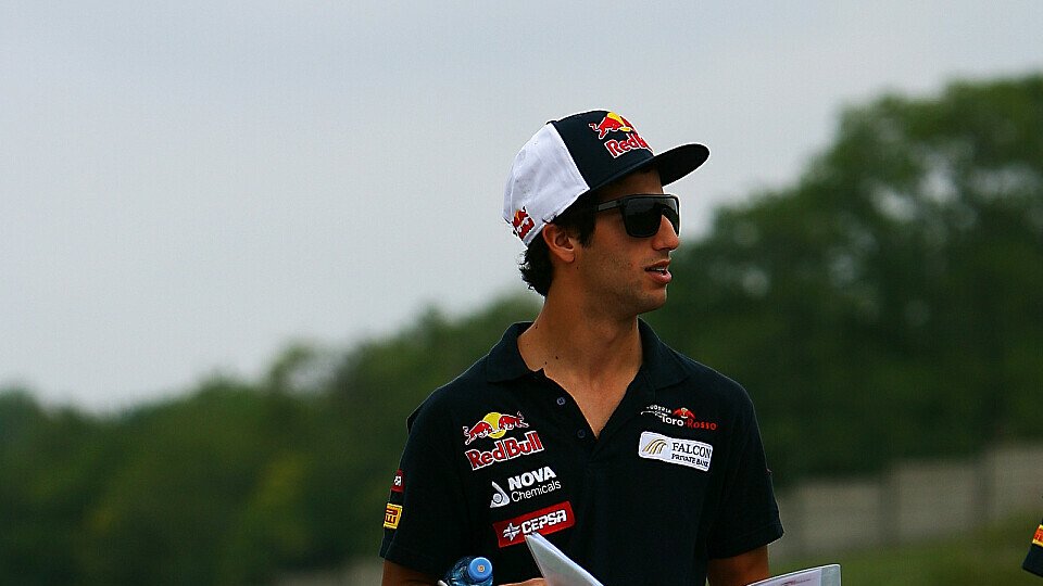 Ein richtigen Masterplan für 2013 hat Daniel Ricciardo noch nicht: Ob Notizen da helfen?, Foto: Sutton