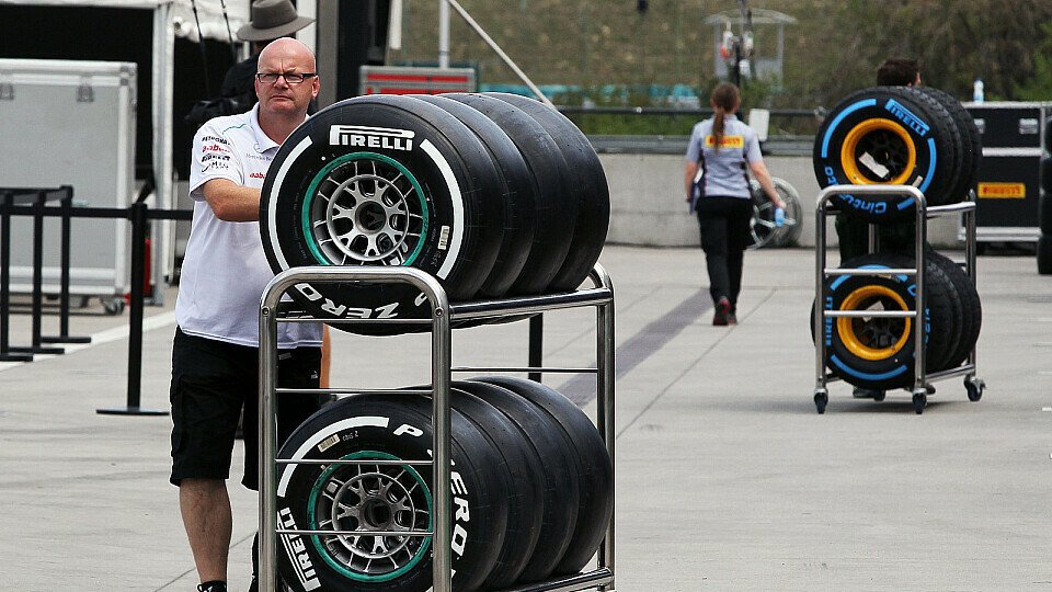 Mercedes sucht weiter nach dem Geheimnis der Reifen, Foto: Sutton