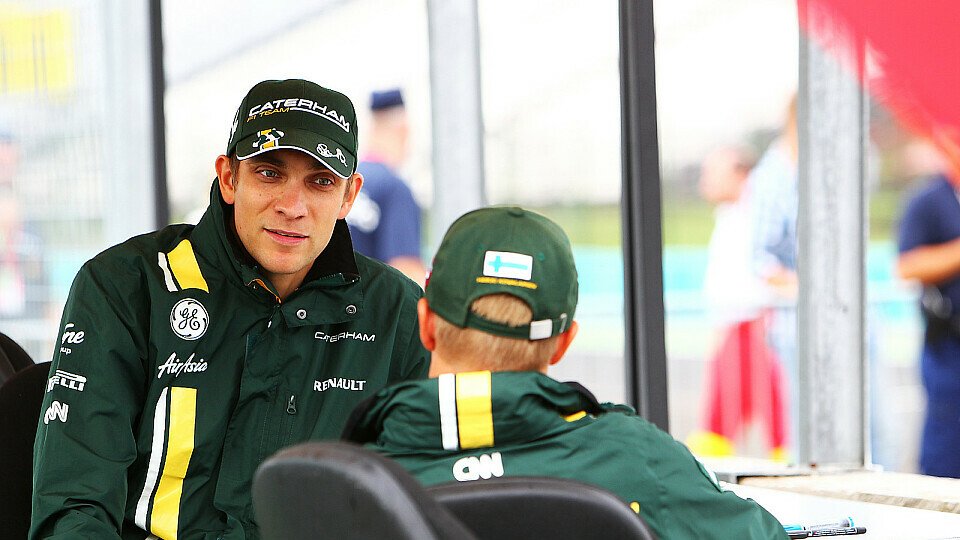 Heikki Kovalainen und Vitaly Petrov werden mit dem Marussia-Cockpit von Luiz Razia in Verbindung gebracht, Foto: Sutton