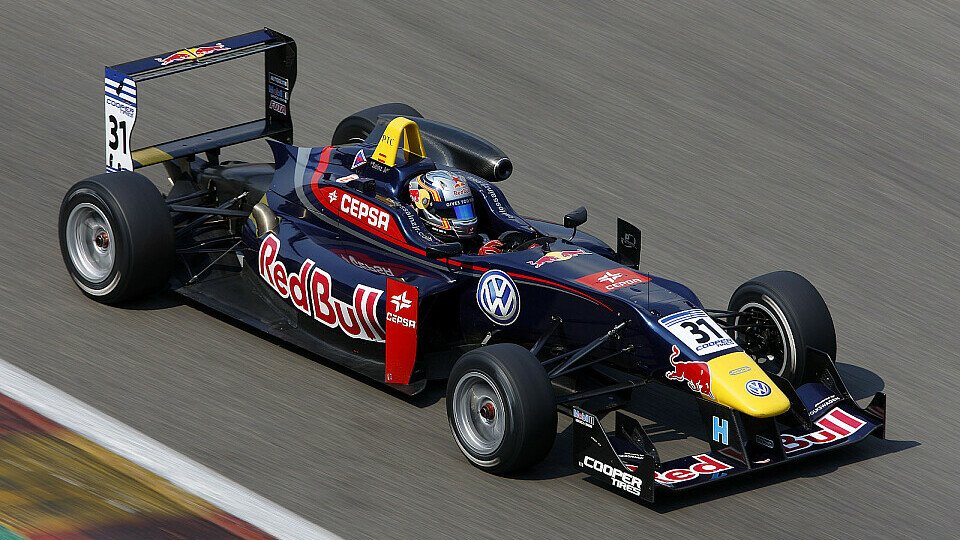 Carlos Sainz schlug die Gegner aus England, Foto: Formula 3 Euro Series