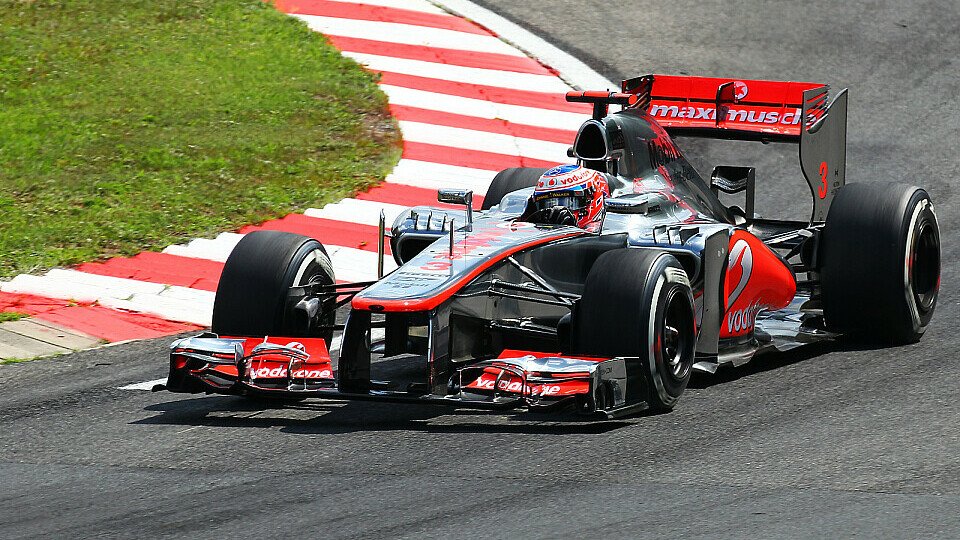 Jenson Button rechnet sich für das Rennen noch etwas aus, Foto: Sutton