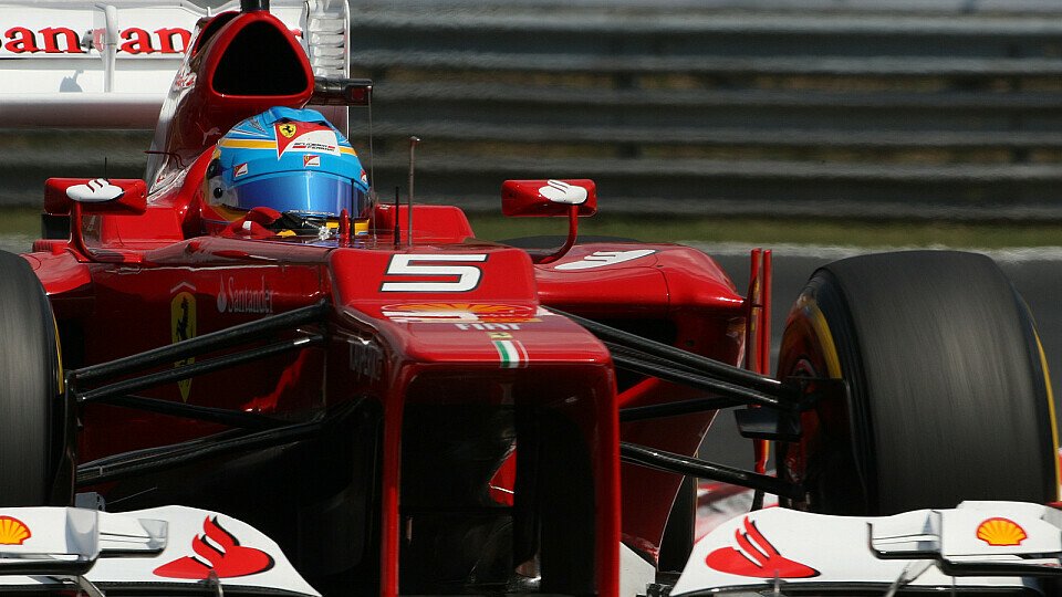Fernando Alonso weiß, dass er sich keine Sieghoffnungen machen muss, Foto: Sutton