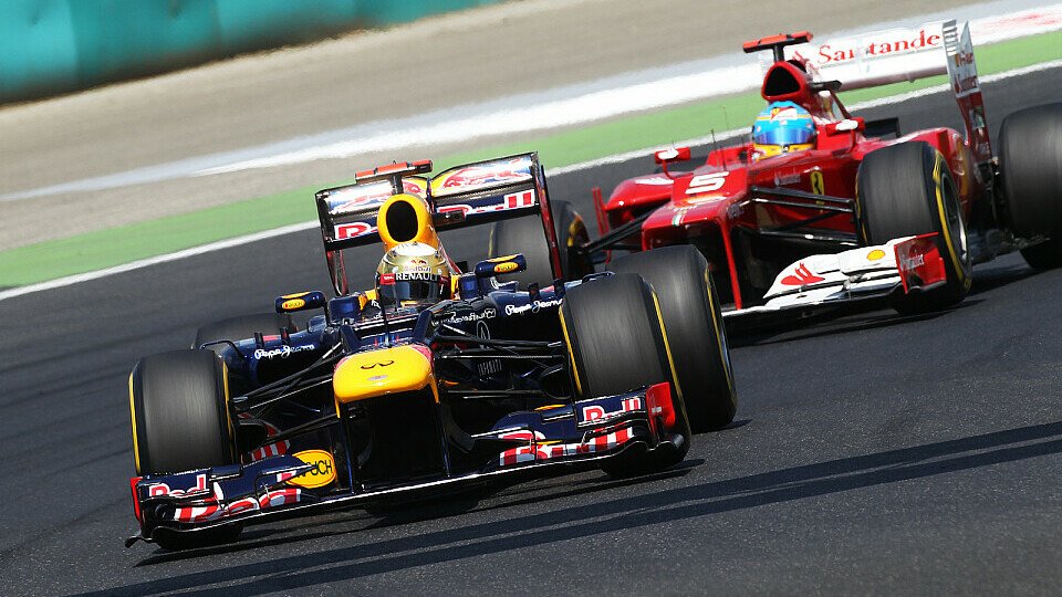 Red Bull und Ferrari schieben sich die Favoritenrolle gegenseitig zu, Foto: Sutton