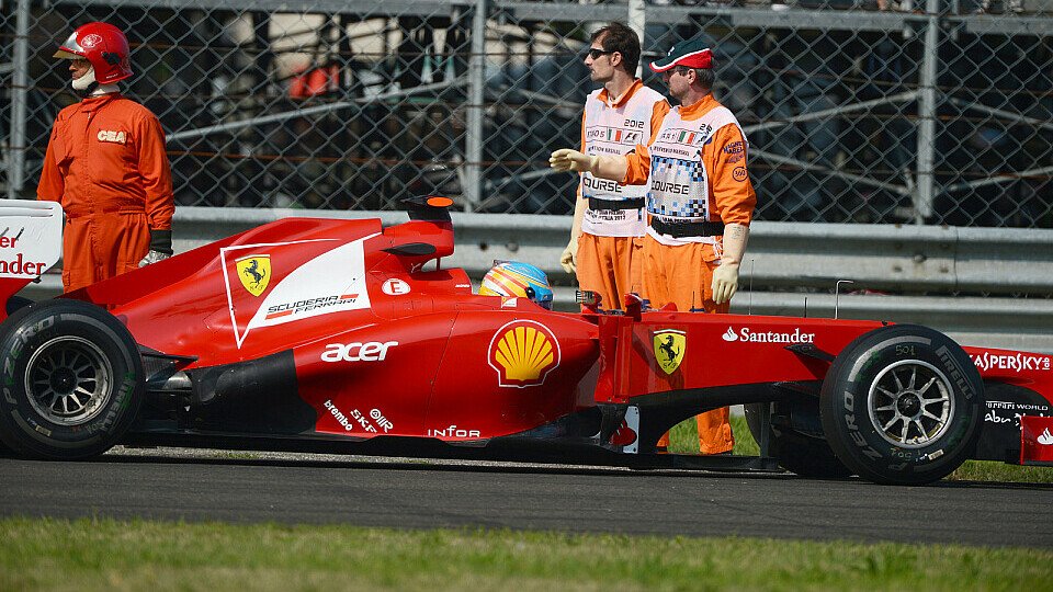 Fernando Alonso hatte gleich zwei Mal technische Probleme, Foto: Sutton