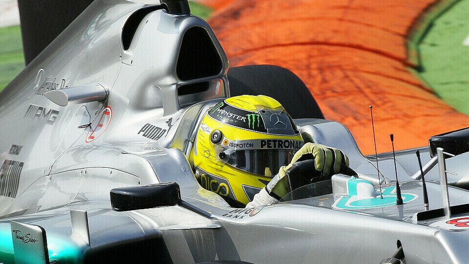 Nico Rosberg wird auch 2013 im Silberpfeil sitzen, Foto: Sutton