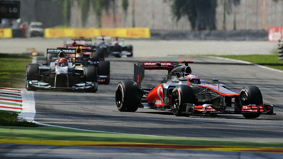 Im Rennen war Button gut unterwegs - dann streikte sein McLaren, Foto: Sutton