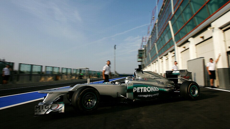 Mercedes testet ein neues Heck in Magny-Cours, Foto: Sutton