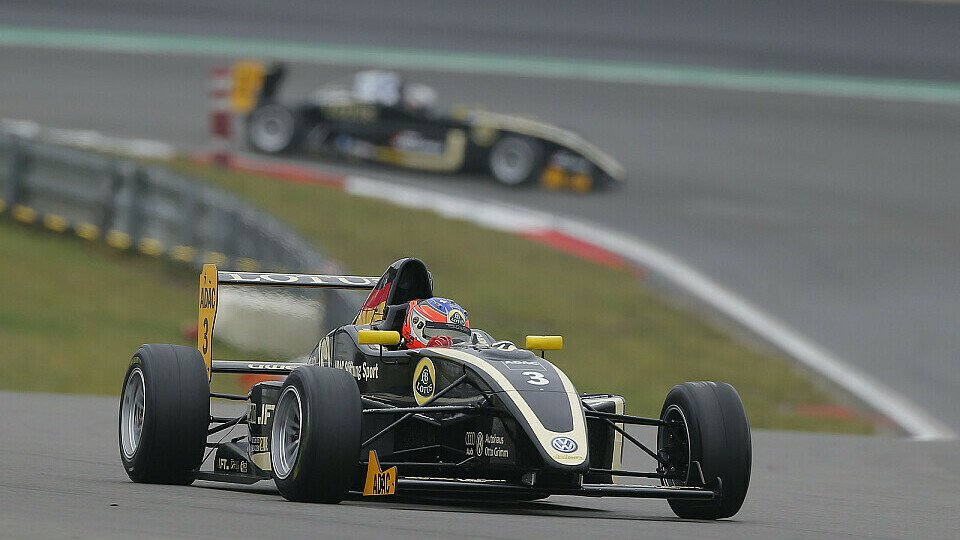 Marvin Kirchhöfer gewinnt Auftaktrennen auf dem Nürburgring, Foto: ADAC Formel Masters