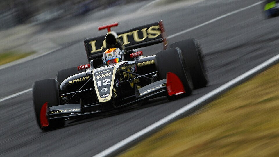 Marco Sörensen ist 2014 bei Lotus im Fahrerlager anzutreffen, Foto: WS by Renault