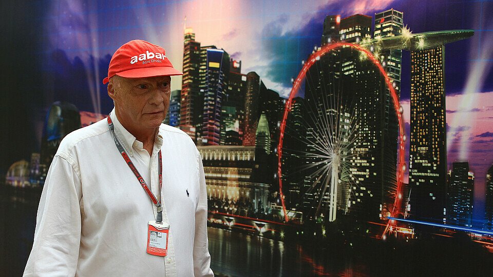 Niki Lauda glaubt nicht an spektakuläre Cockpitwechsel für 2013, Foto: Sutton