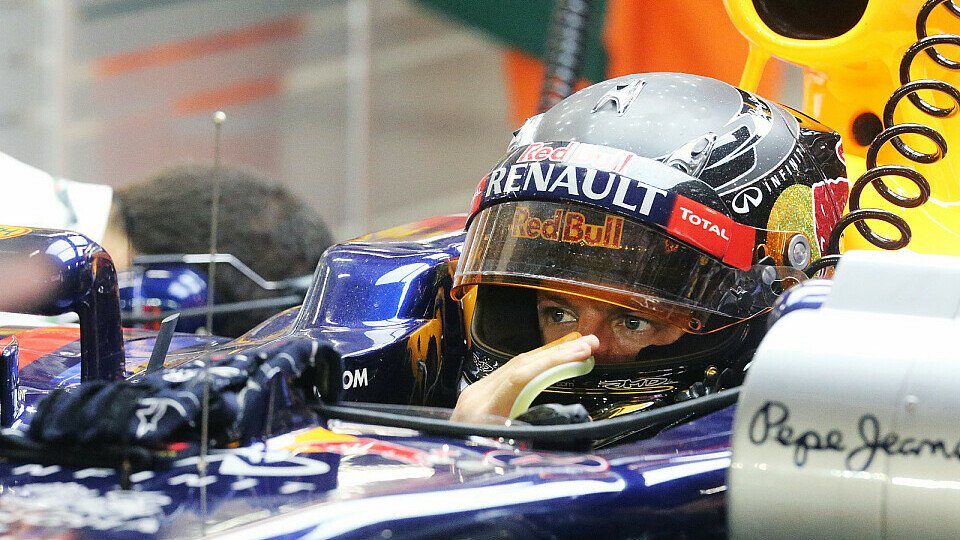 Vettel erneut Schnellster im Freien Training, Foto: Sutton