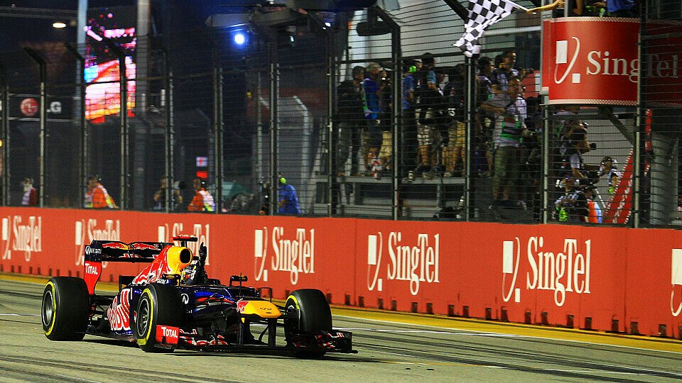 Sebastian Vettel feierte in Singapur seinen zweiten Saisonsieg, Foto: Sutton