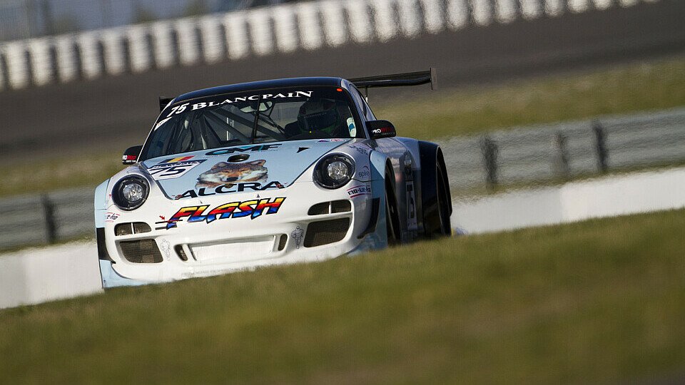 Auf dem Nürburgring unterwegs: ProSpeed mit einem GT3-Porsche, Foto: Markus Berns/SRO
