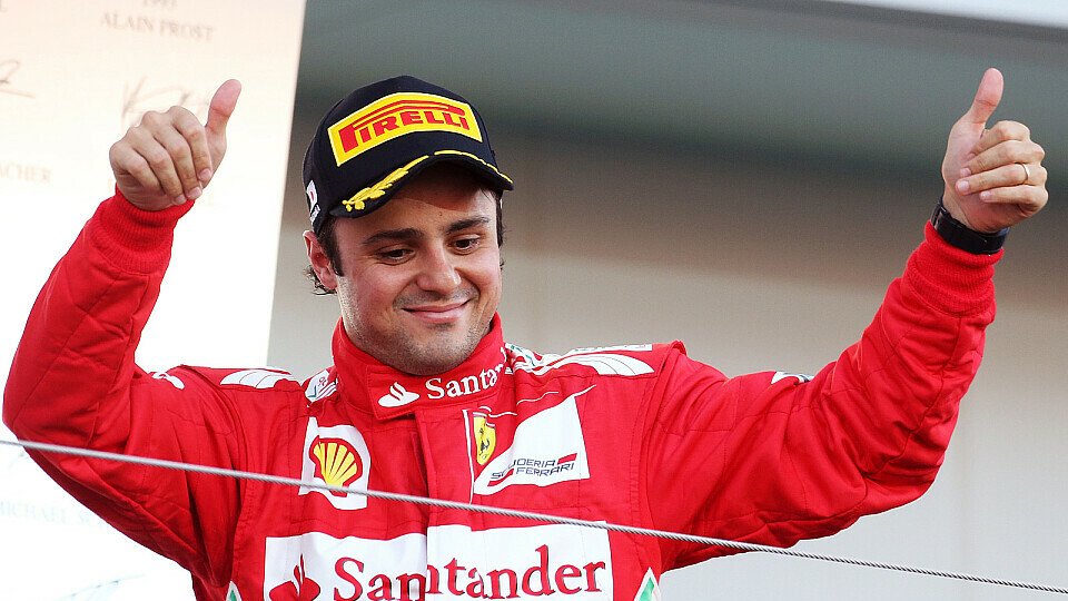 Daumen rauf, da ist er wieder: Felipe Massa, Foto: Sutton