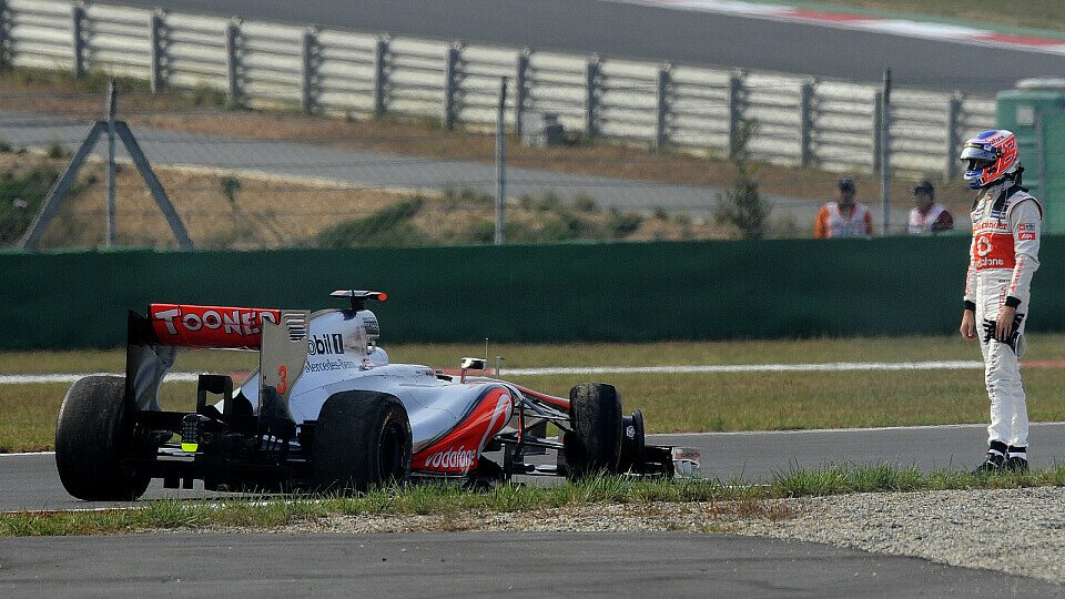 2012 ein Bild mit Symbolcharakter: Buttons McLaren will nicht mehr, Foto: Sutton