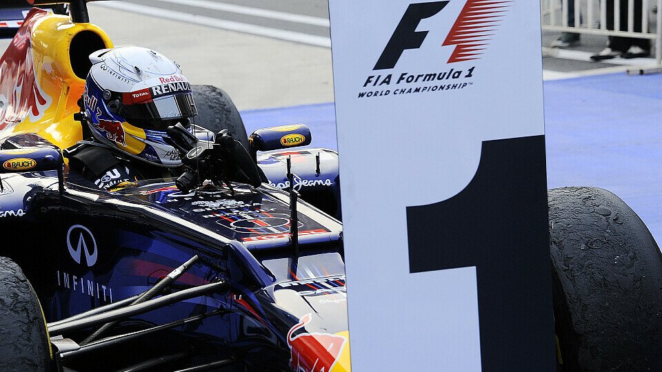 Die 1 stand zuletzt häufiger vor Sebastian Vettels Auto, Foto: Sutton