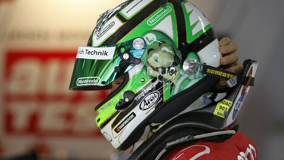 Timo Scheider denkt nicht daran, den Helm an den Nagel zu hängen, Foto: Audi