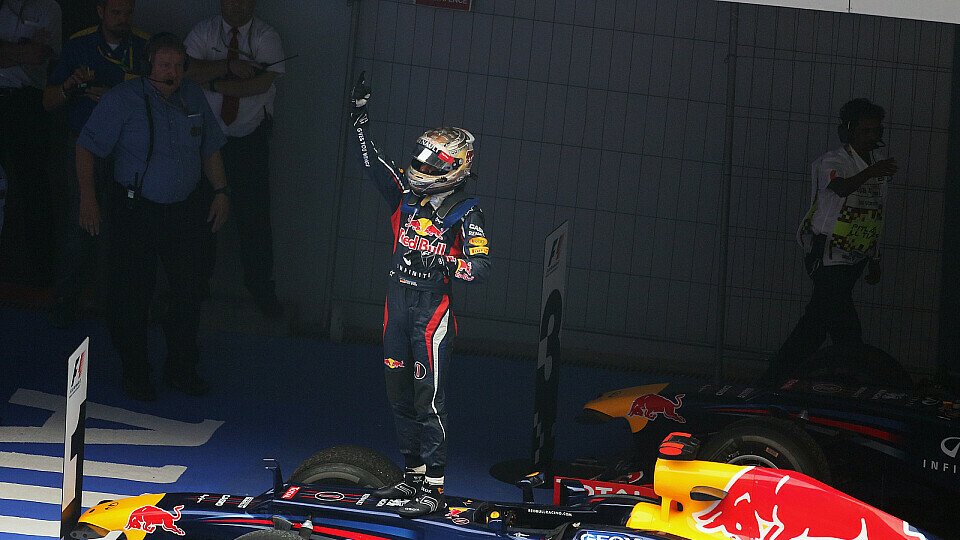 Sebastian Vettel tut die Ferrari-Gerüchte als Bullshit ab, Foto: Sutton