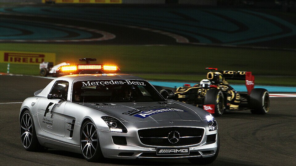 Das Safety Car war in Abu Dhabi nicht zu Sebastian Vettels Nachteil, Foto: Sutton