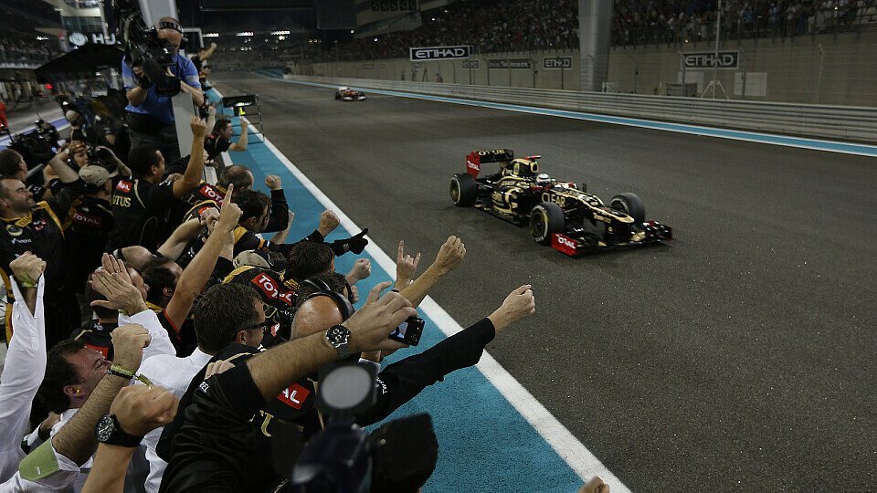 2012 feierte Kimi Räikkönen in Abu Dhabi den ersten Sieg nach seinem Comeback, Foto: Lotus F1 Team
