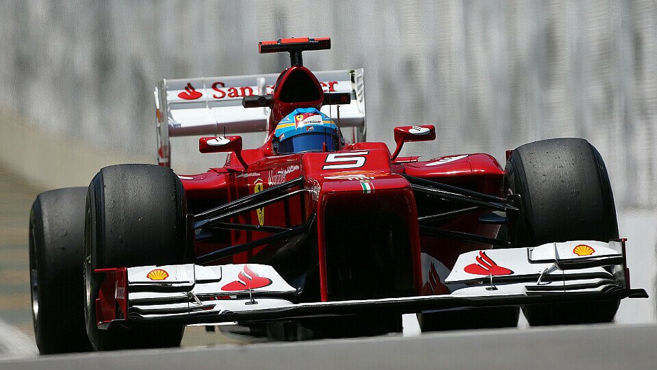 Fernando Alonso startet beim Brasilien GP von Platz acht, Foto: Sutton