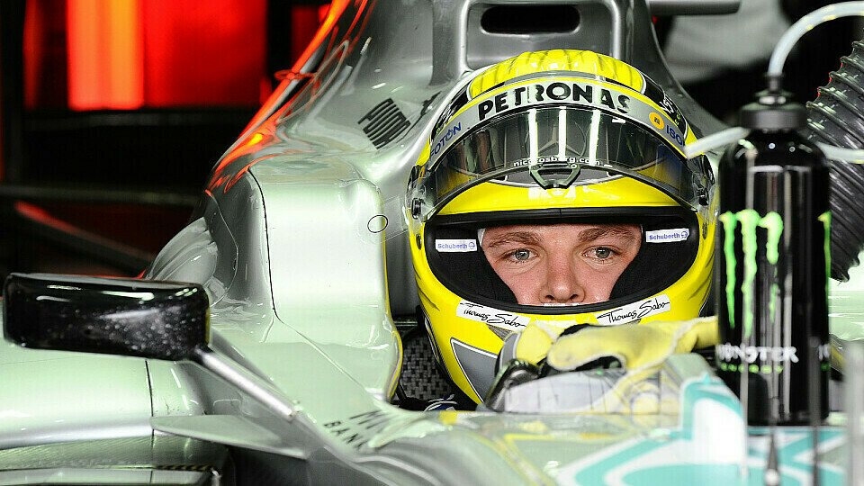 Nico Rosberg bittet zur Racing Challenge, Foto: Sutton
