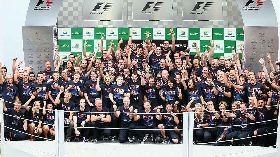 Viele Leute im Hintergrund tragen zum Erfolg bei, Foto: Red Bull
