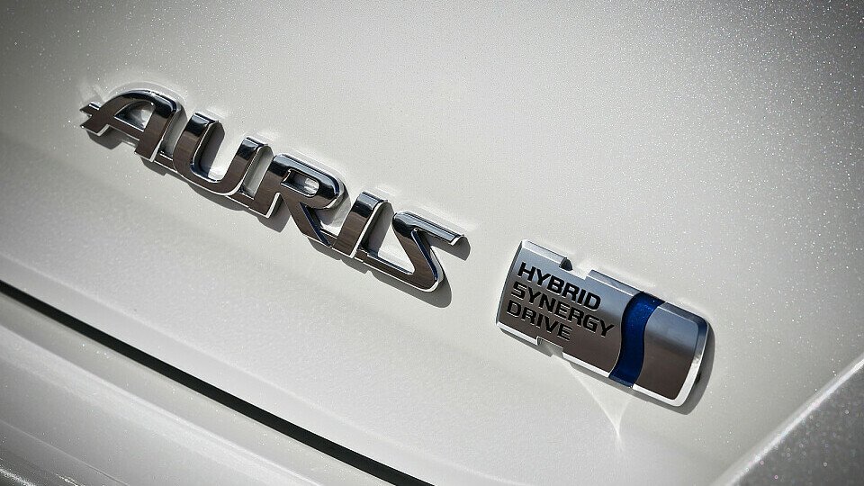 Der neue Auris Hybrid teilt sich den Sieg in der Kompaktklasse mit dem Lexus CT 200h, Foto: Toyota
