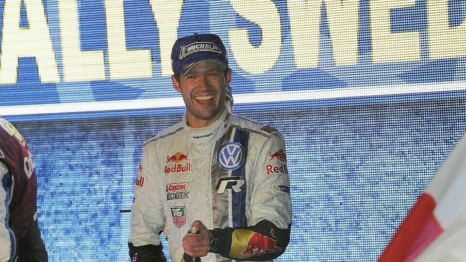Sebastien Ogier ist der strahlende Sieger in Schweden, Foto: Volkswagen Motorsport