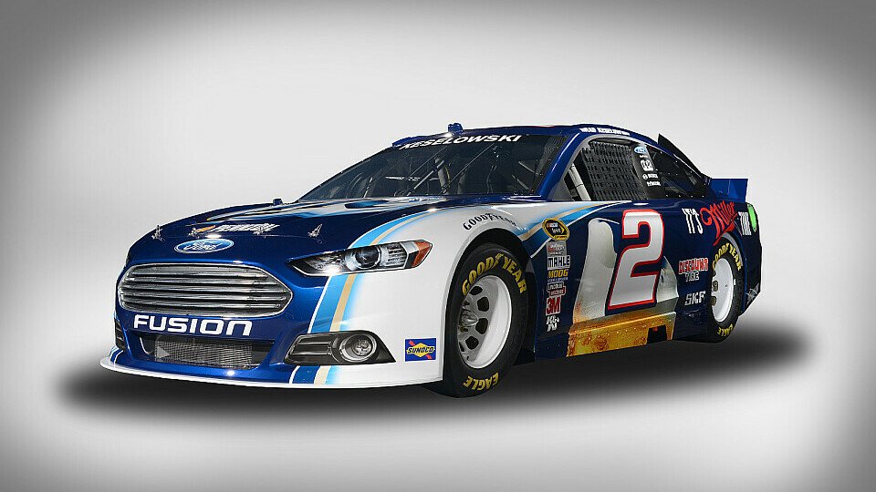 Brad Keselowski fehlt mit seinem neuen Ford Fusion Gen-6, Foto: NASCAR