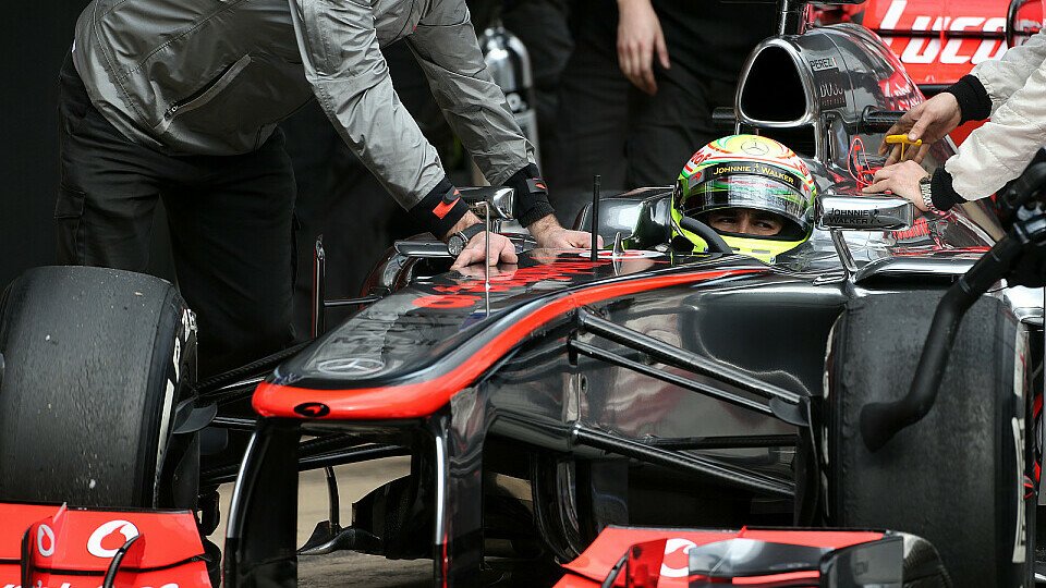 Die Schonzeit ist vorbei: Für Sergio Perez hat bei McLaren längst der Alltag eines Top-Piloten begonnen, Foto: Sutton