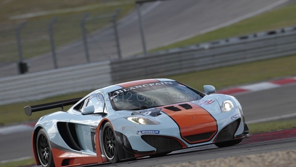 Gulf Racing UK schickt zwei McLaren MP4/12C GT3 ins Rennen, Foto: Gulf Racing UK