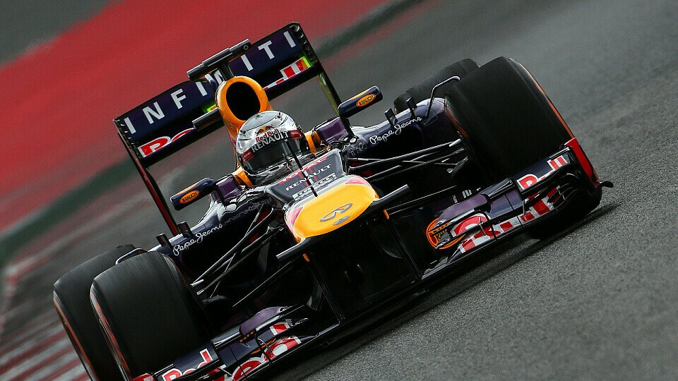 Sebastian Vettel ist überzeugt: Die Reifen brachten die Testfahrten in Schieflage, Foto: Sutton