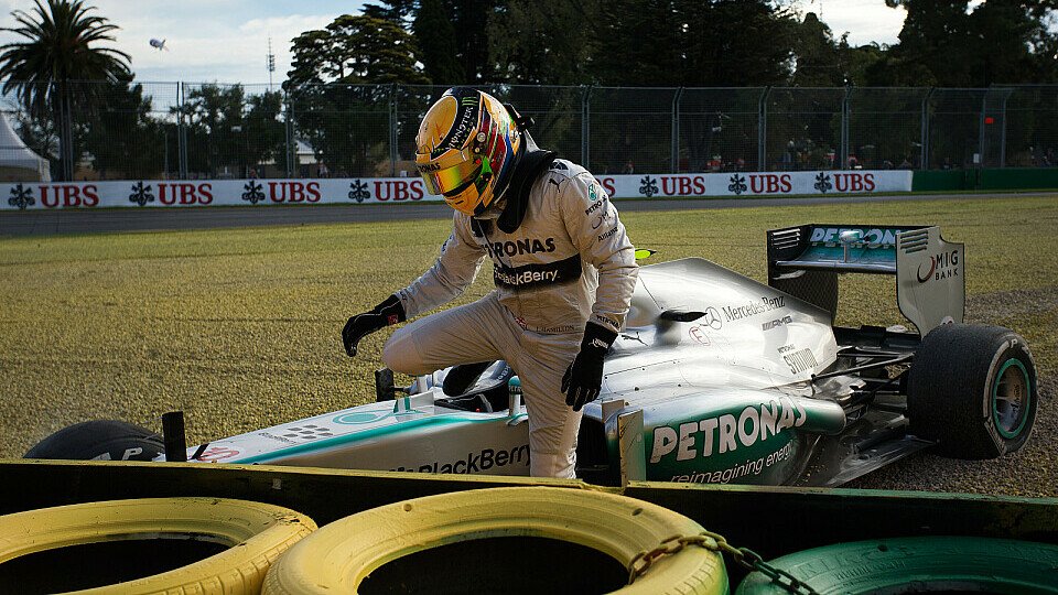Lewis Hamilton ärgerte sich über seinen vermeintlichen Fehler, Foto: Sutton