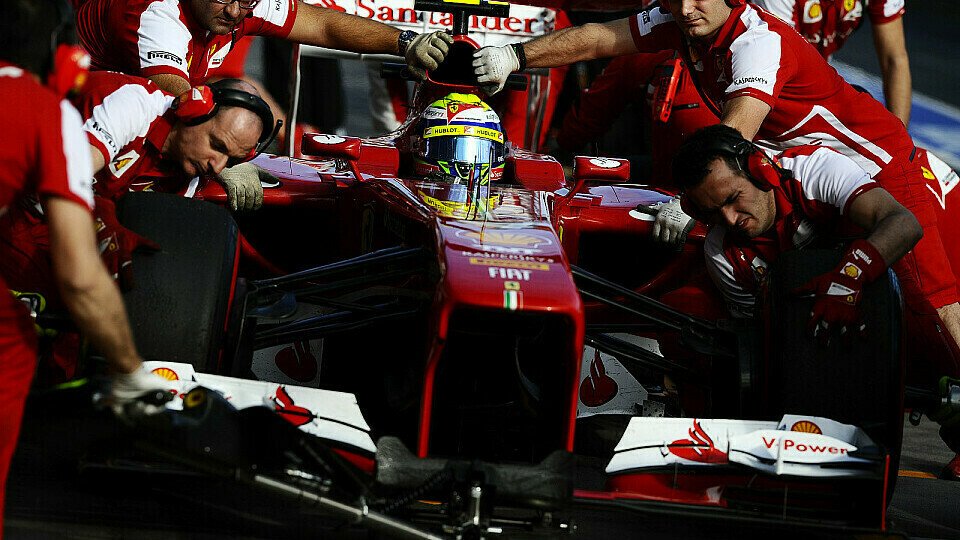 Felipe Massa absolvierte den schnellsten Stopp des Rennens, Foto: Sutton