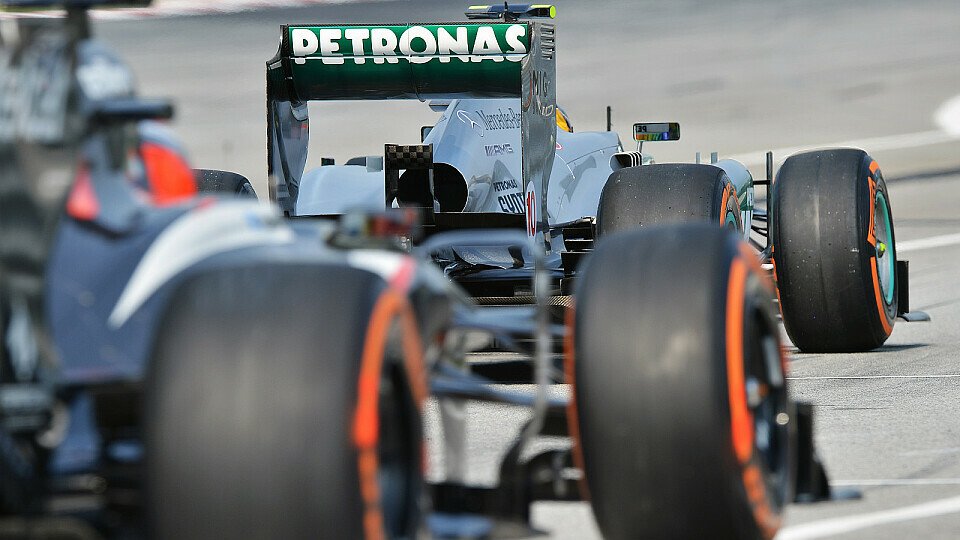 Reifen, Reifen, Reifen - das große Thema in der Formel 1, Foto: Sutton
