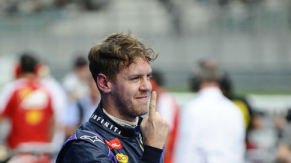 Sebastian Vettel distanzierte die Konkurrenz um neun Zehntel, Foto: Sutton